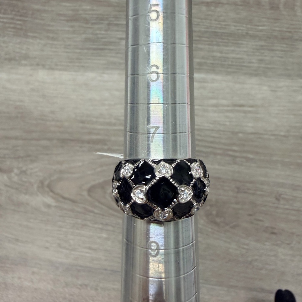 Elegant Black and Sterling Silver Women's Ring .925‎